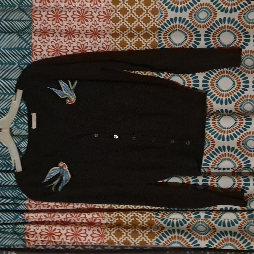 Cardigan sweater